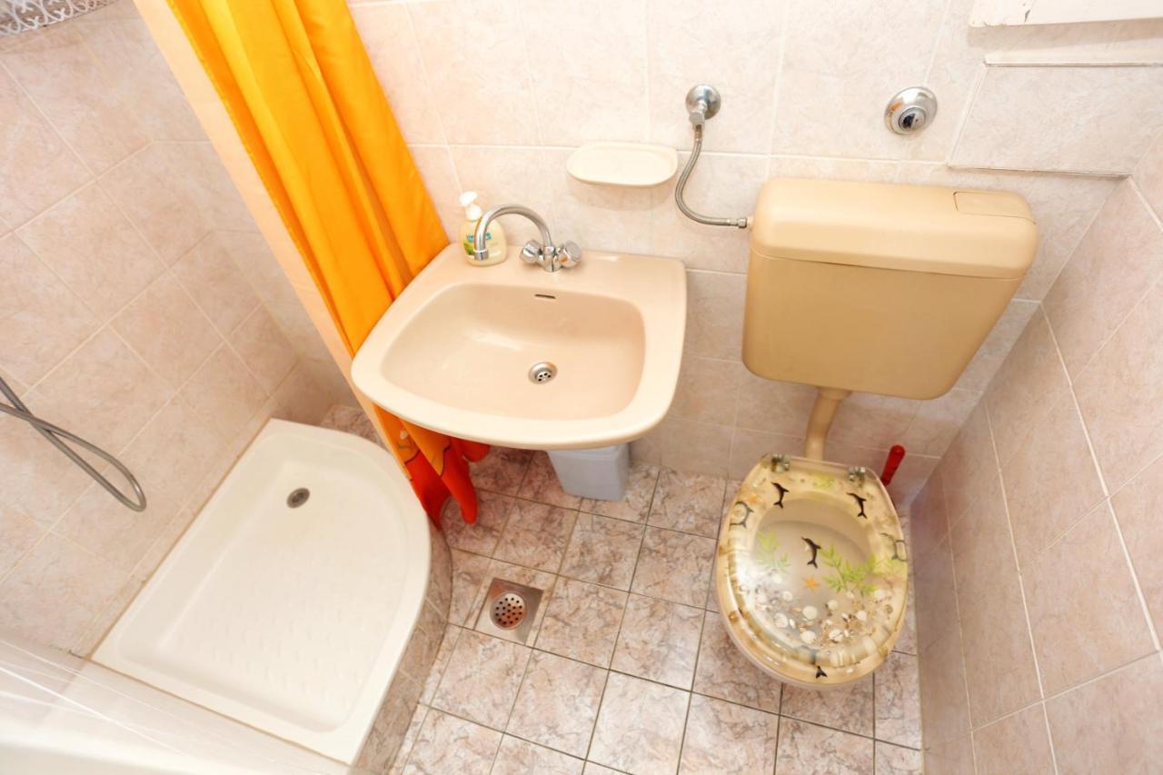 Apartments By The Sea Stanici, Omis - 1031 Tice ภายนอก รูปภาพ