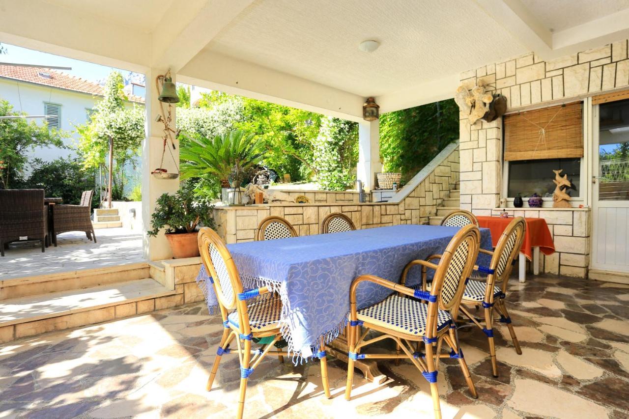 Apartments By The Sea Stanici, Omis - 1031 Tice ภายนอก รูปภาพ
